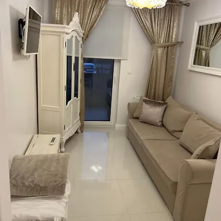 Apartment Parys Gold *