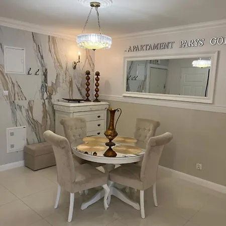 Parys Gold Apartment